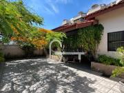 Casa com 3 dormitórios à venda, 150 m² por R$ 590.000,00...