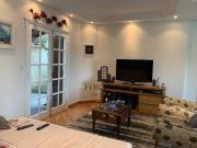 Casa com 3 dormitórios à venda, 150 m² por R$ 850.000,00...