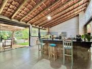 Casa com 3 dormitórios à venda, 150 m² por R$ 950.000,00...