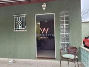 Casa com 3 dormitórios à venda, 151m² por R$700.000...