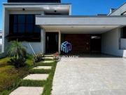 Casa com 3 dormitórios à venda, 152 m² por R$...