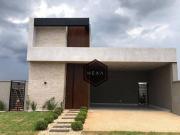 Casa com 3 dormitórios à venda, 152 m² por R$...