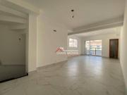 Casa com 3 dormitórios à venda, 155 m² por R$...