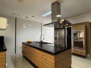 Casa com 3 dormitórios à venda, 156 m² por R$...