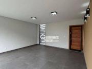 Casa com 3 dormitórios à venda, 156 m² por R$...
