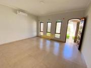 Casa com 3 dormitórios à venda, 156 m² por R$ 550.000,00...