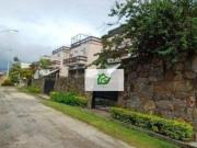 Casa com 3 dormitórios à venda, 158 m² por R$ 1.280.000...