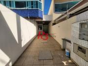 Casa com 3 dormitórios à venda, 160 m² por R$...