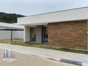 Casa com 3 dormitórios à venda, 160 m² por R$ 1.200.000...