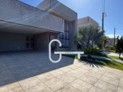 Casa com 3 dormitórios à venda, 160 m² por R$...