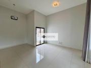 Casa com 3 dormitórios à venda, 160 m² por R$...