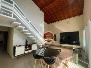 Casa com 3 dormitórios à venda, 160 m² por R$...