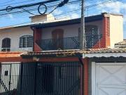 Casa com 3 dormitórios à venda, 160 m² por R$ 480.000,00...