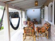Casa com 3 dormitórios à venda, 160 m² por R$ 480.000...