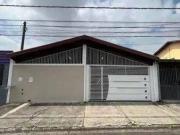Casa com 3 dormitórios à venda, 160 m² por R$ 905.000...