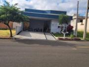Casa com 3 dormitórios à venda, 160 m² por R$ 950.000,00...