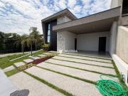 Casa com 3 dormitórios à venda, 161 m² por R$...