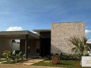 Casa com 3 dormitórios à venda, 161 m² por R$ 990.000,00...