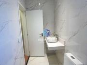 Casa com 3 dormitórios à venda, 161 m² por R$...