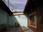 Casa com 3 dormitórios à venda, 164 m² por R$...