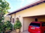 Casa com 3 dormitórios à venda, 164 m² São Bernardo...