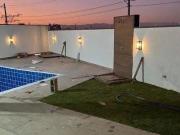 Casa com 3 dormitórios à venda, 165 m² por R$...