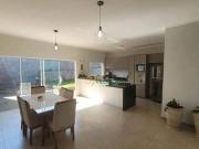 Casa com 3 dormitórios à venda, 165 m² por R$ 549.000,00...