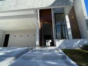 Casa com 3 dormitórios à venda, 166 m² por R$...