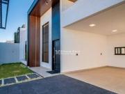 Casa com 3 dormitórios à venda, 166 m² por R$...