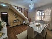 Casa com 3 dormitórios à venda, 168 m² por R$ 880.000,00...