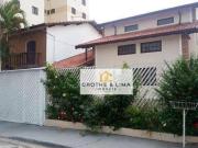 Casa com 3 dormitórios à venda, 170 m² por R$...