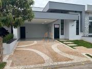 Casa com 3 dormitórios à venda, 170 m² por R$...