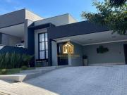 Casa com 3 dormitórios à venda, 170 m² por R$...