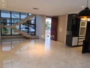 Casa com 3 dormitórios à venda, 170 m² por R$...