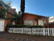 Casa com 3 dormitórios à venda, 171 m² por R$ 650.000,00...