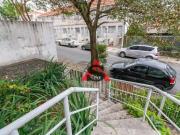 Casa com 3 dormitórios à venda, 172 m² por R$...