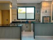 Casa com 3 dormitórios à venda, 172 m² por R$...