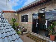 Casa com 3 dormitórios à venda, 175 m² por R$...