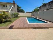 Casa com 3 dormitórios à venda, 178 m² por R$...