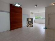 Casa com 3 dormitórios à venda, 178 m² por R$...