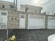 Casa com 3 dormitórios à venda, 179 m² por R$...