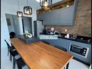 Casa com 3 dormitórios à venda, 180 m² por R$...