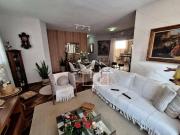 Casa com 3 dormitórios à venda, 180 m² por R$...