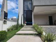 Casa com 3 dormitórios à venda, 180 m² por R$...