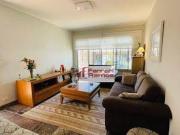 Casa com 3 dormitórios à venda, 180 m² por R$...