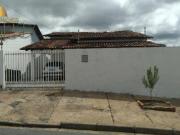 Casa com 3 dormitórios à venda, 180 m² por R$ 550.000,00...