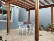 Casa com 3 dormitórios à venda, 180 m² por R$ 950.000,00...