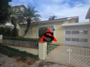 Casa com 3 dormitórios à venda, 181 m² por R$...