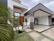 Casa com 3 dormitórios à venda, 181 m² por R$...