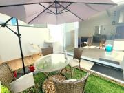 Casa com 3 dormitórios à venda, 185 m² por R$...